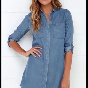 Lulu’s Button Down Chambray Roll Tab Dress